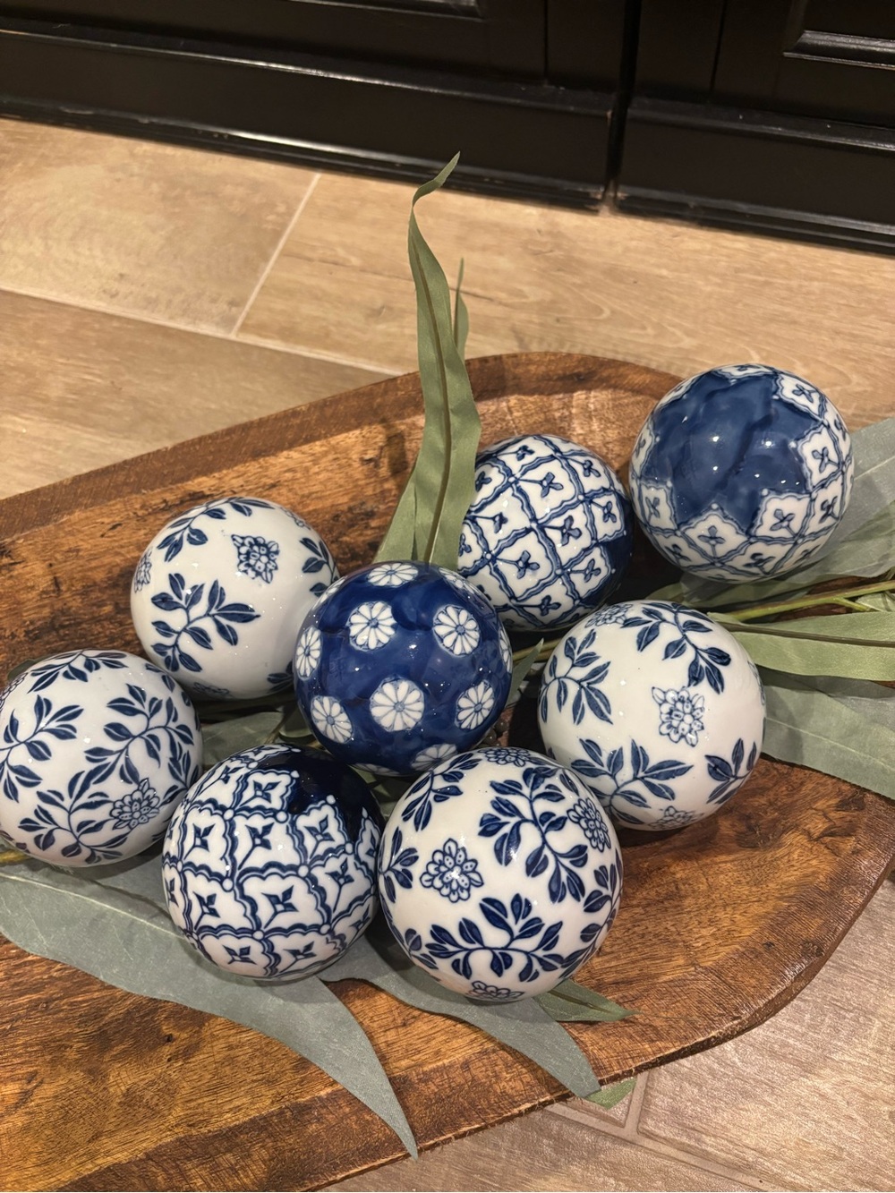Set 8 Blue & White Porcelain Carpet Balls Orbs Spheres 4” Vase Filler Decorative